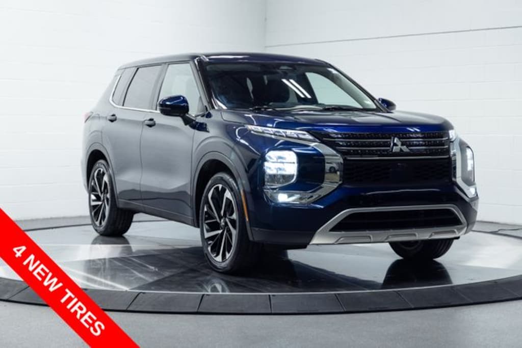 Used 2024 Mitsubishi Outlander SE SUV