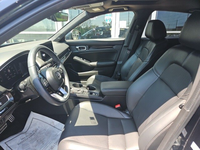 2024 Honda Civic Sport Touring Hatchback photo 2