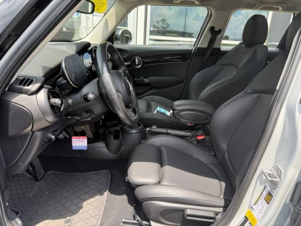 Certified 2023 MINI Hardtop 4 Door Cooper S Classic Hatchback