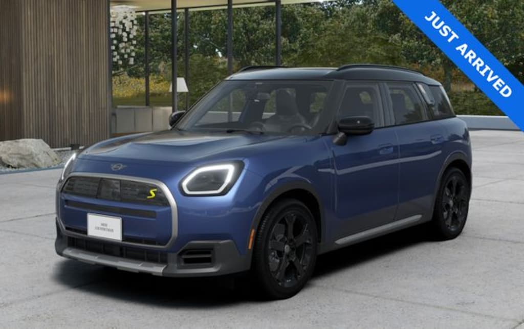 New 2026 MINI Countryman Signature Plus SUV