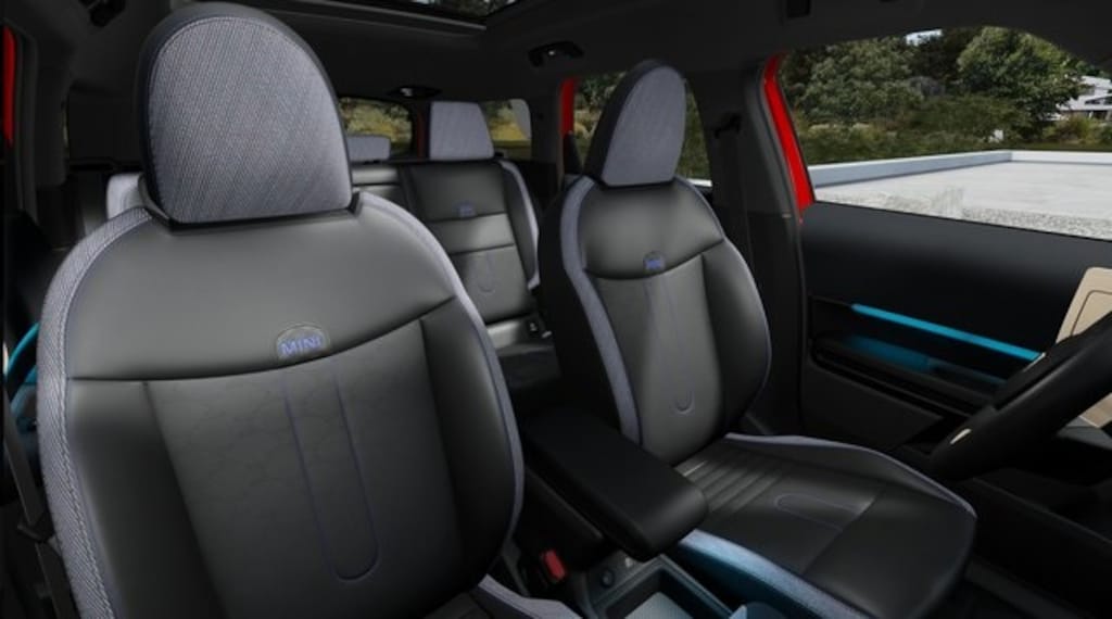 New 2026 MINI Countryman Signature Plus SUV