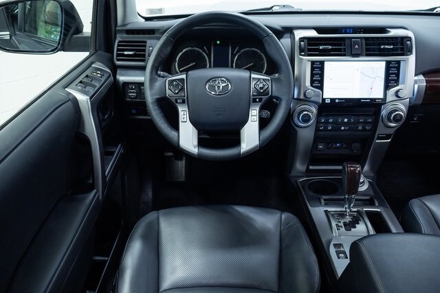 2024 Toyota 4Runner Limited photo 3