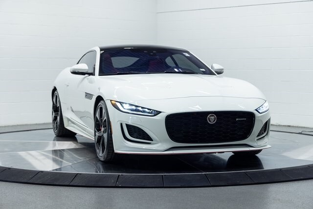 2022 Jaguar F-TYPE P450 R-Dynamic photo 4