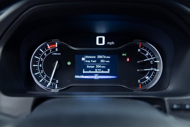 2016 Honda Pilot LX photo 2