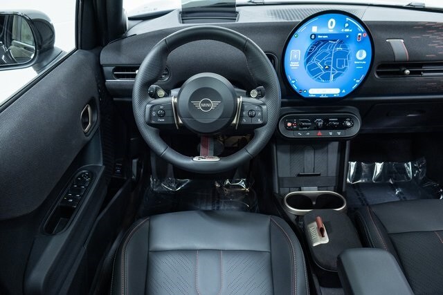 2025 Mini Cooper 4 Door Hardtop S Iconic photo 2
