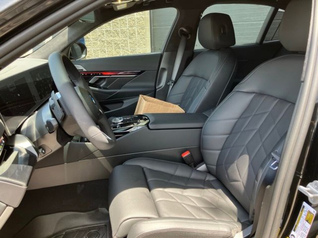 Used 2026 BMW 550e xDrive Sedan