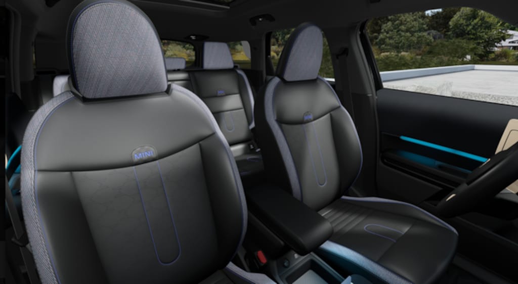 New 2027 MINI Countryman Signature Plus SUV