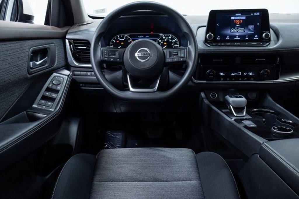 Used 2021 Nissan Rogue SV SUV