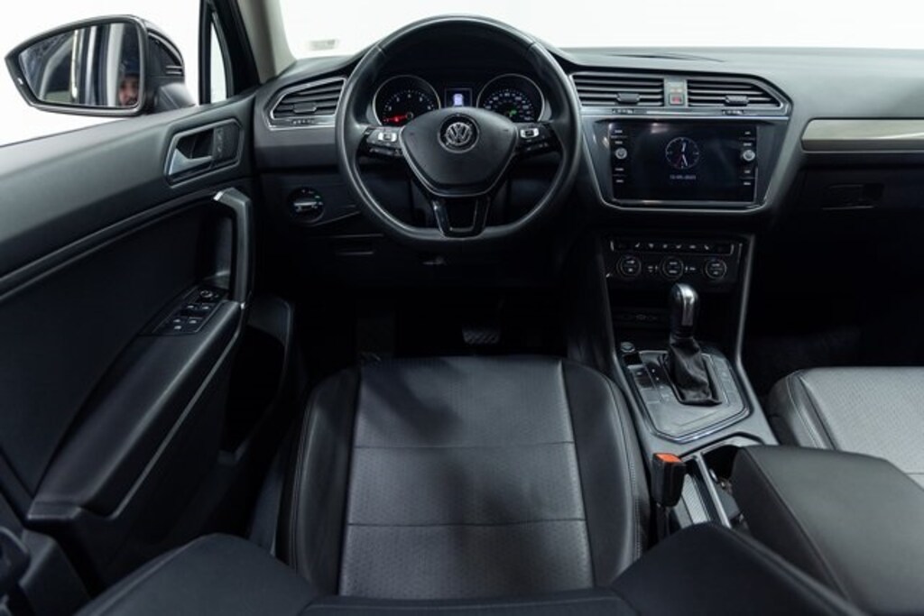 Used 2020 Volkswagen Tiguan 2.0T SE SUV