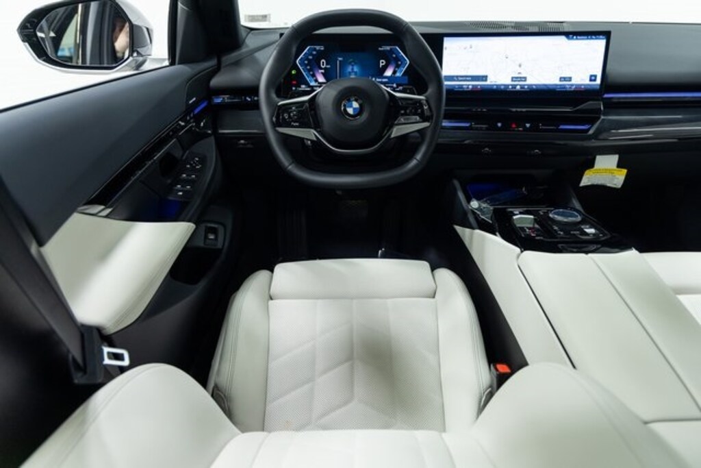 Used 2025 BMW 530i xDrive Sedan