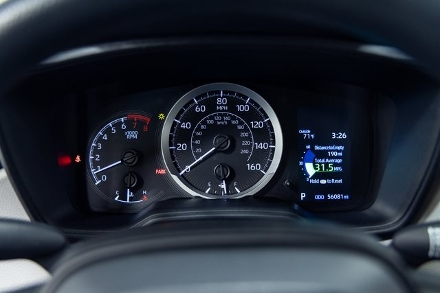 Used 2021 Toyota Corolla LE with VIN 5YFEPMAE2MP147709 for sale in Saint Louis, MO