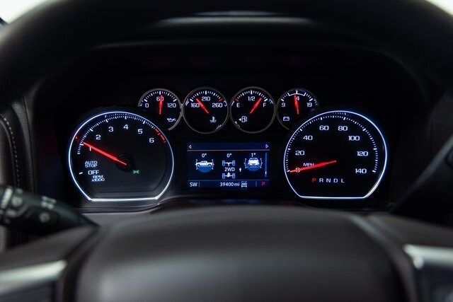 2022 Chevrolet Silverado 1500 LTZ photo 2