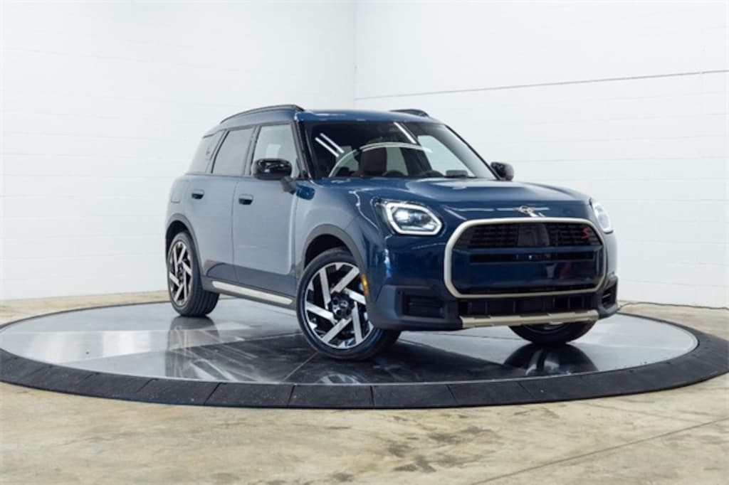 New 2026 MINI Countryman Iconic SUV