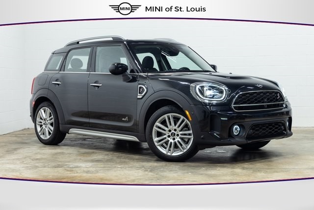 2024 MINI Countryman S's photo