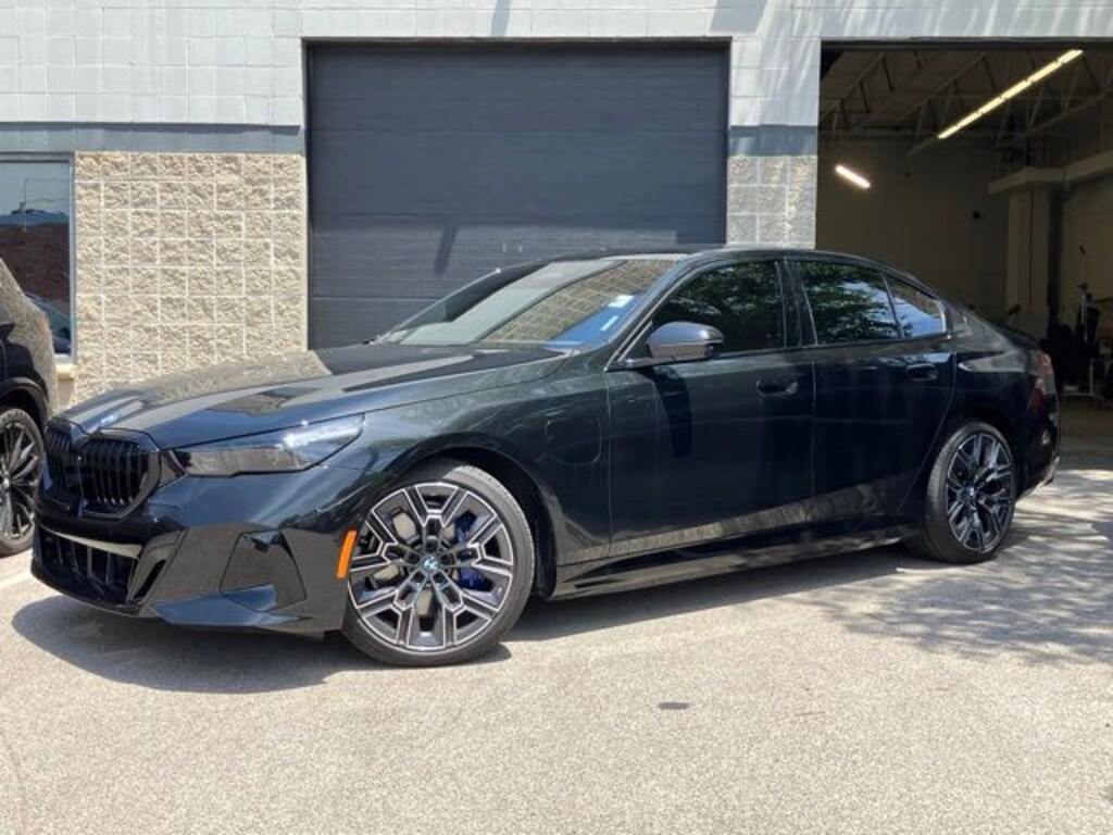 Used 2026 BMW 550e xDrive Sedan