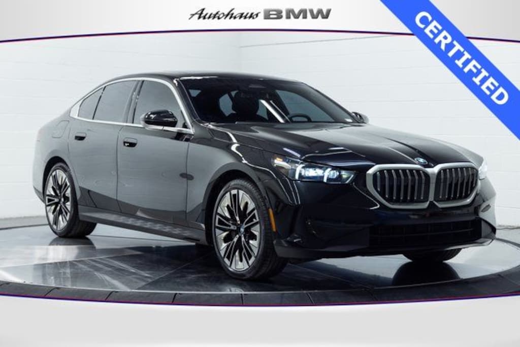 Used 2025 BMW 530i Sedan
