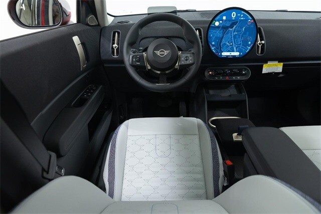 2025 Mini Countryman S Iconic photo 4