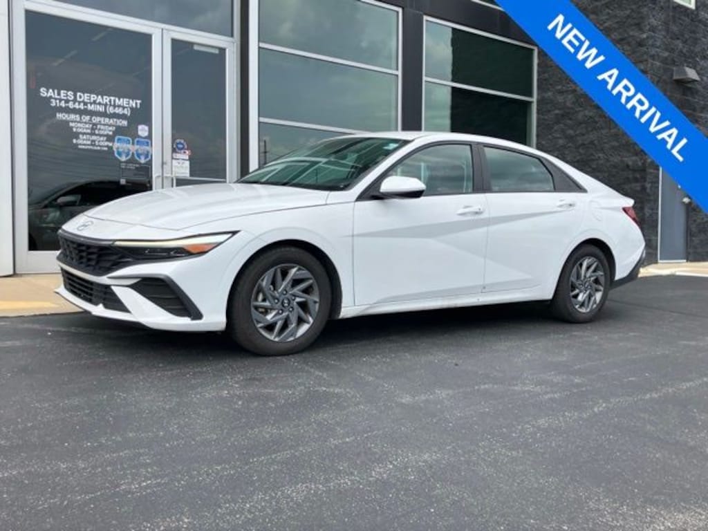 Used 2024 Hyundai Elantra SEL Sedan