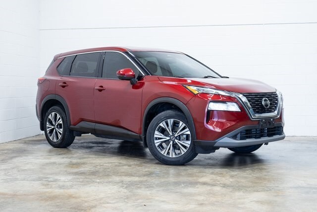 2021 Nissan Rogue SV photo 2