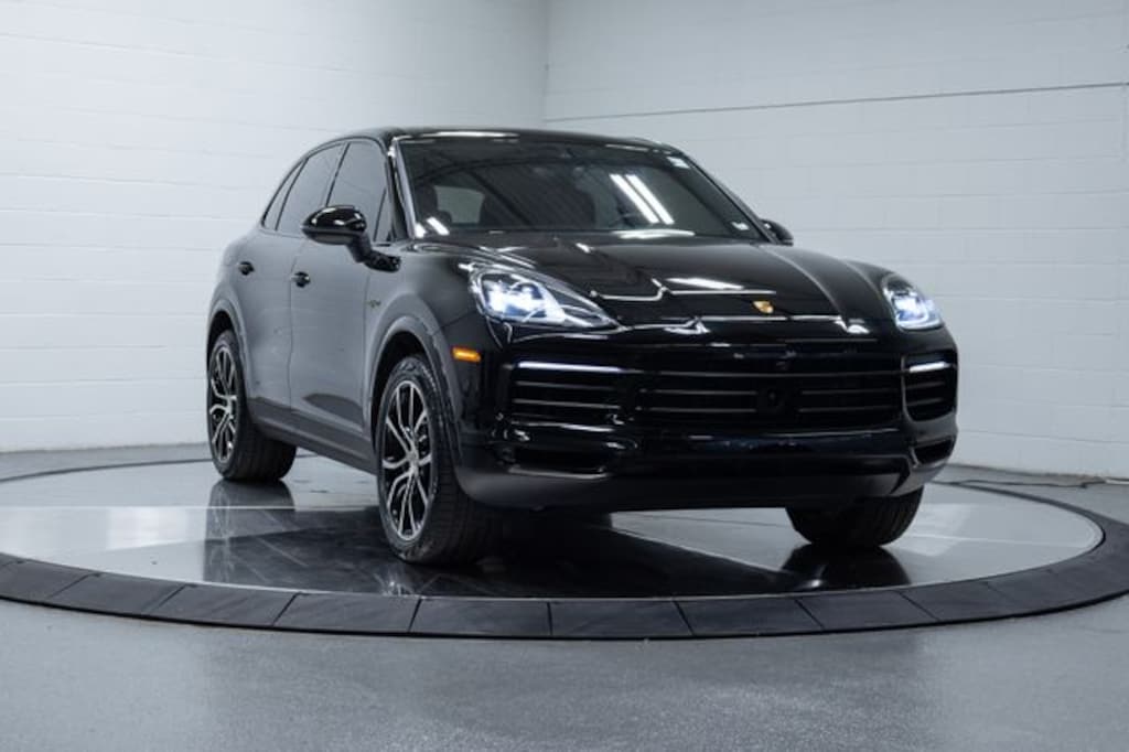 Used 2023 Porsche Cayenne E-Hybrid SUV