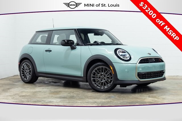 2025 MINI Hardtop 2 Door S's photo