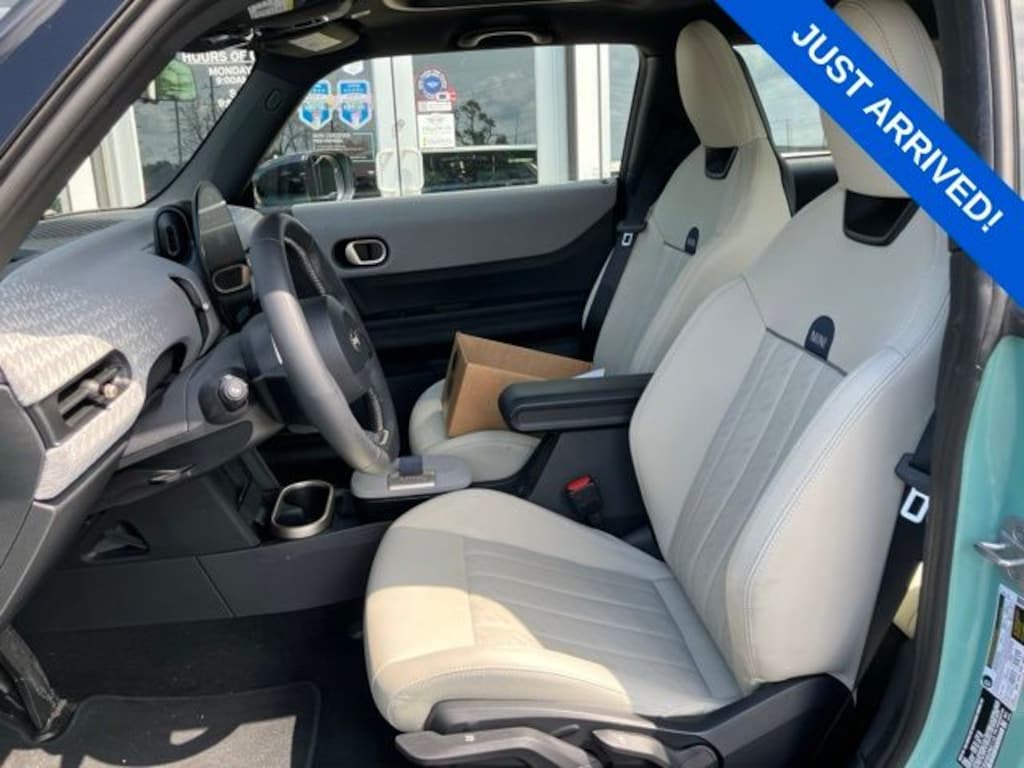 Certified 2025 MINI Hardtop 2 Door Hatchback