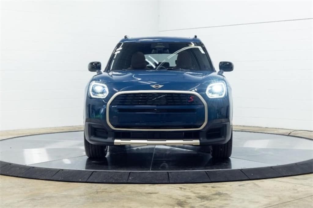 New 2026 MINI Countryman Iconic SUV