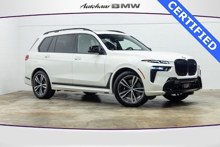 2025 BMW X7 M60i SUV