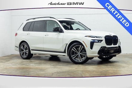 2025 BMW X7 M60i SUV