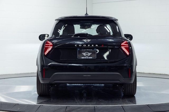 2026 MINI Hardtop 2 Door S - Photo 7