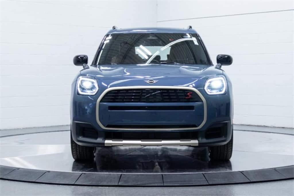 New 2026 MINI Countryman Signature Plus SUV