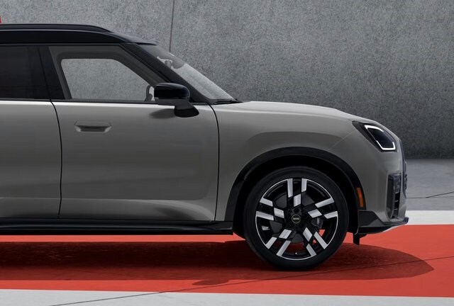 2026 Mini Countryman S ALL4 photo 2
