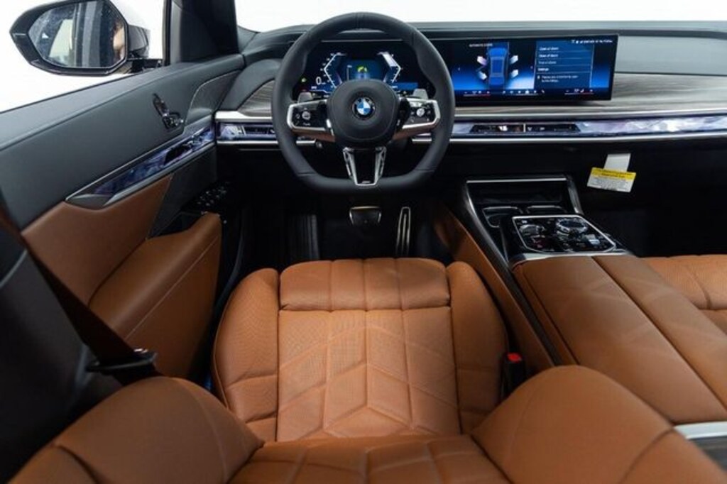 Used 2025 BMW 760i xDrive Sedan