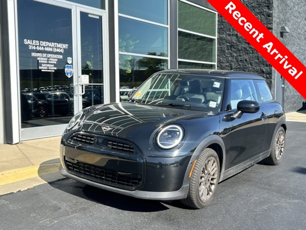 Certified 2025 MINI Hardtop 2 Door Hatchback
