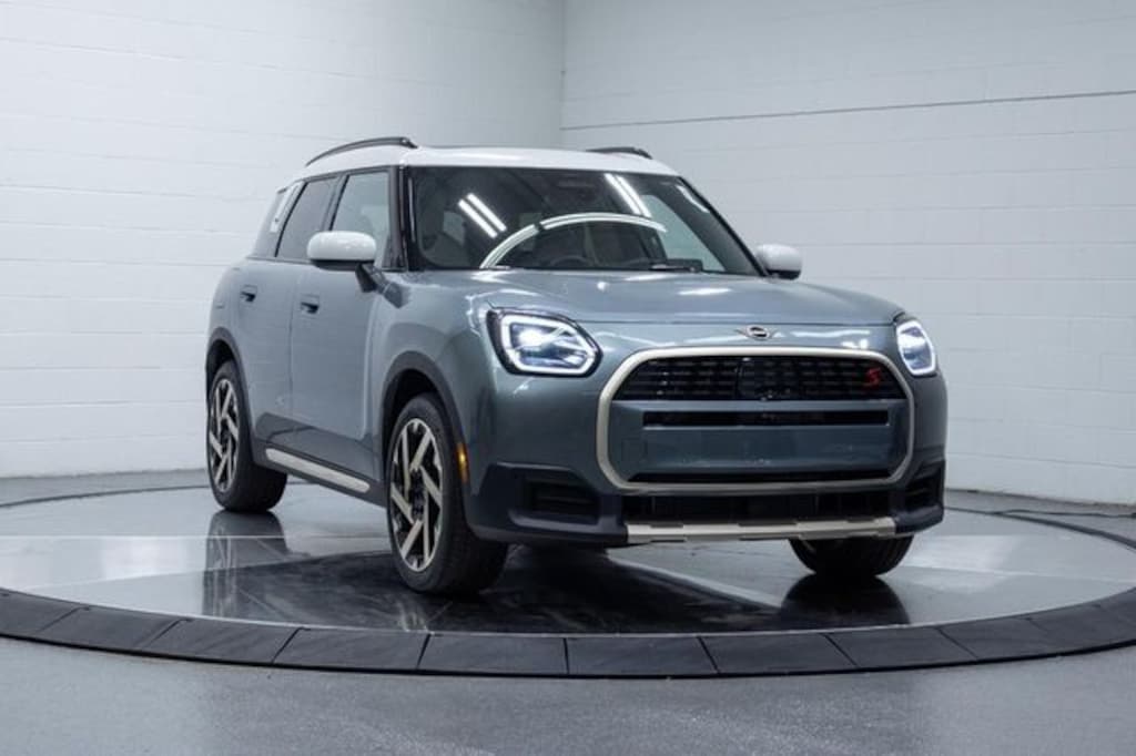 New 2027 MINI Countryman Iconic SUV