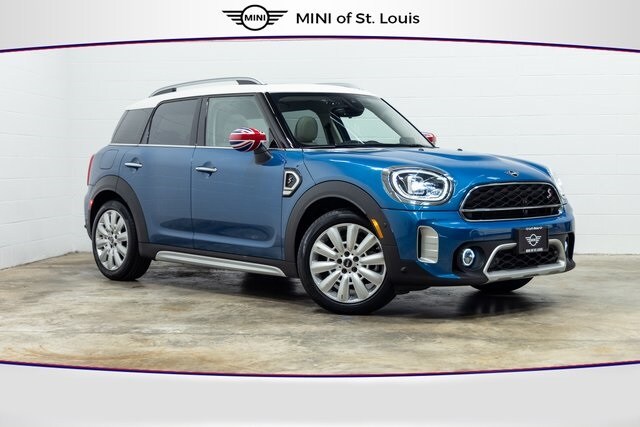 2022 MINI Countryman S's photo