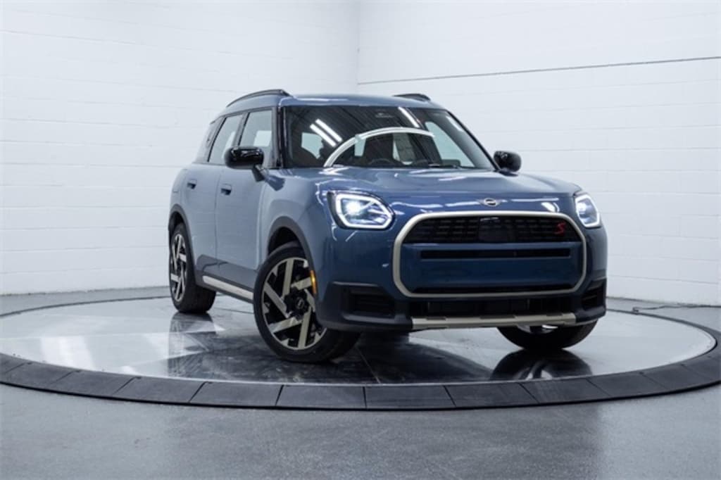 New 2026 MINI Countryman Signature Plus SUV
