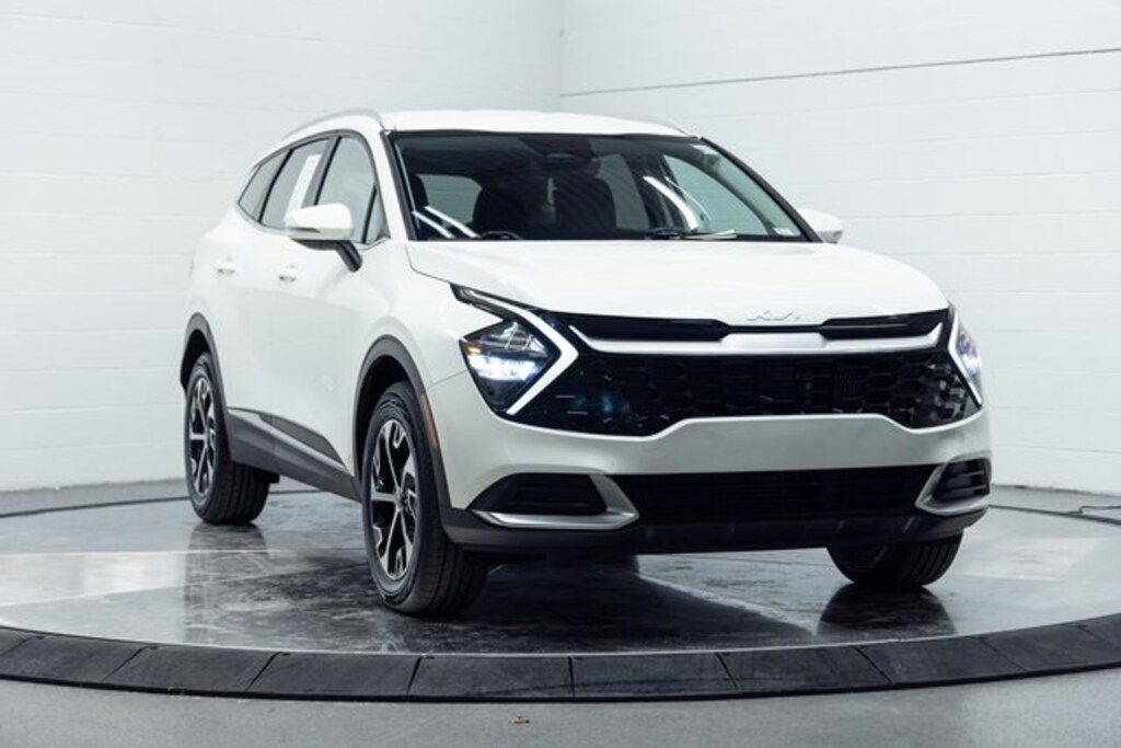 Used 2023 Kia Sportage Hybrid EX SUV