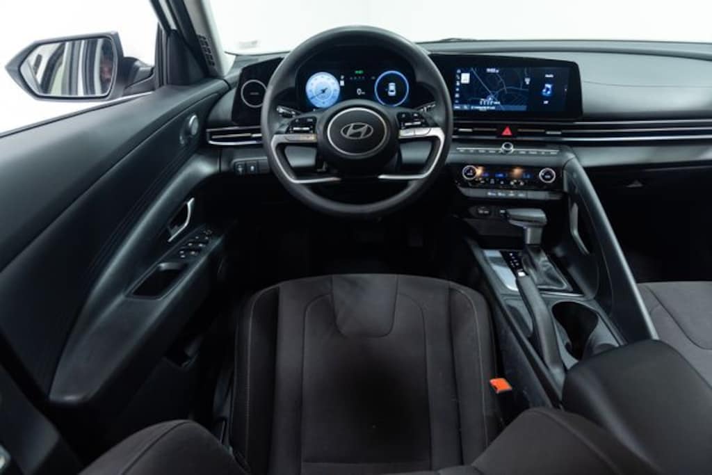 Used 2024 Hyundai Elantra SEL Sedan
