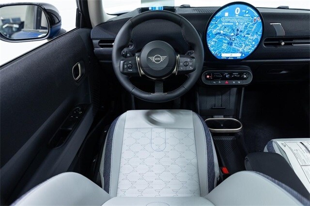 2025 Mini Cooper Hardtop S photo 3