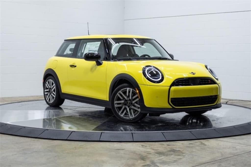 New 2026 MINI 2 Door Signature Plus Hatchback