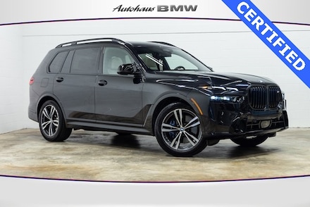 2025 BMW X7 M60i SUV