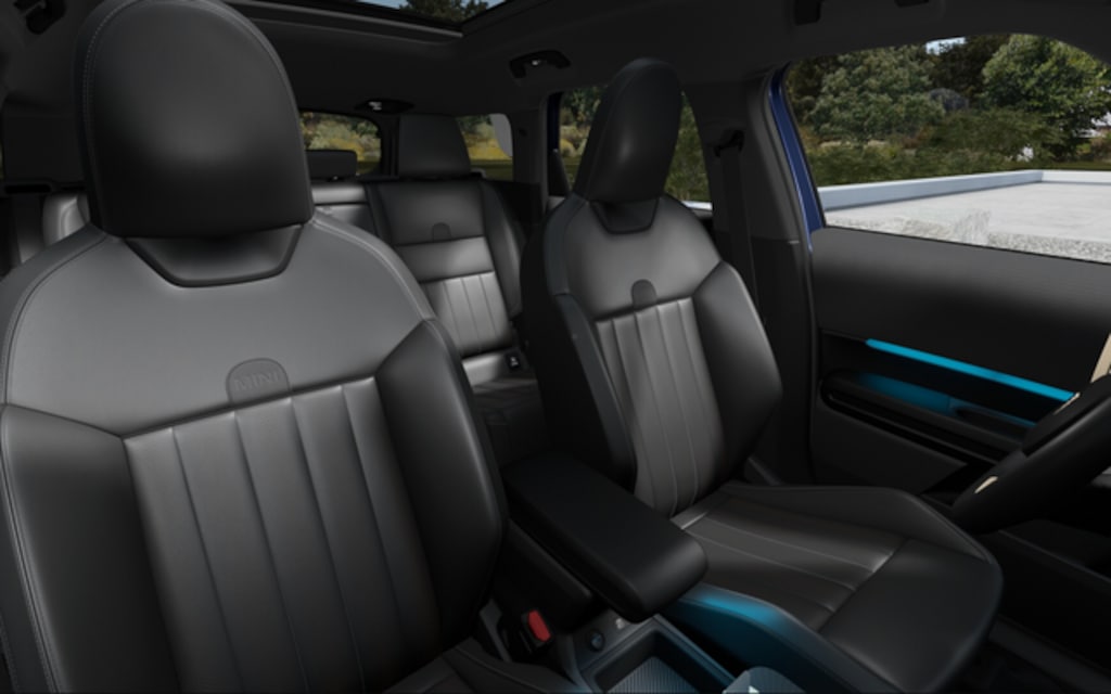 New 2026 MINI Countryman Signature Plus SUV