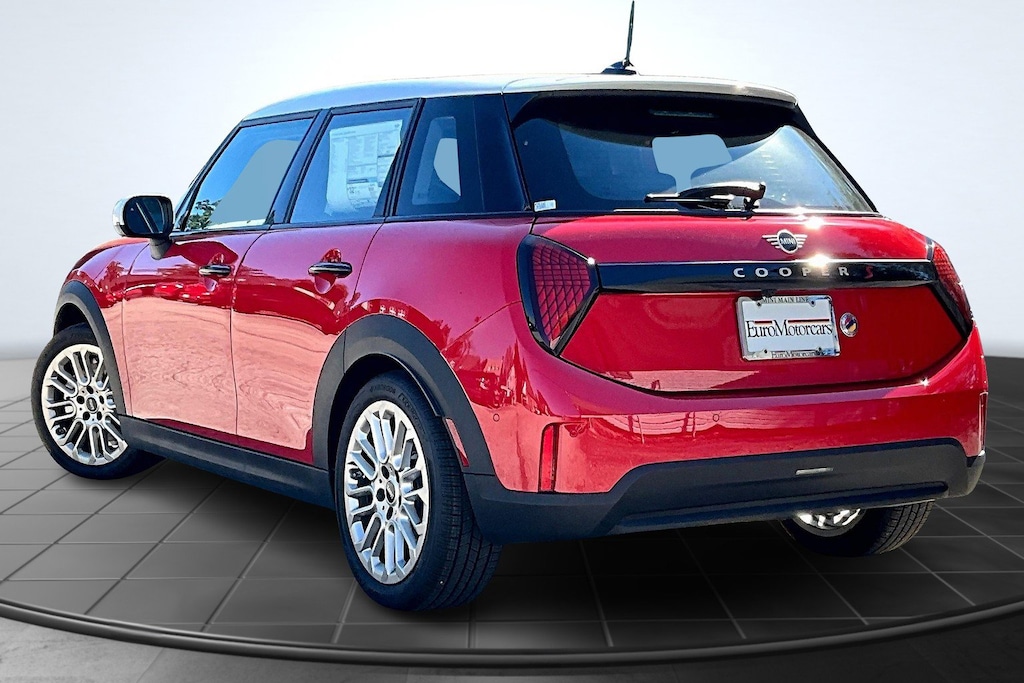 New 2025 MINI Hardtop 4 Door Signature Plus Hatchback
