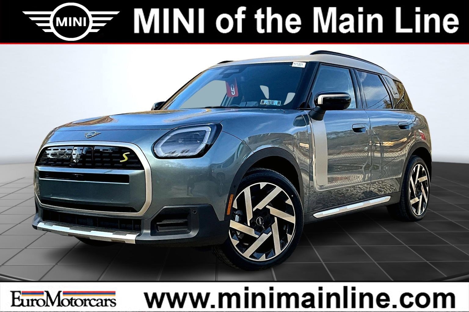 2025 MINI Countryman SE's photo