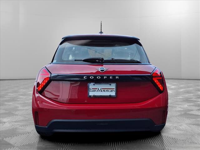 2025 Mini Cooper Signature photo 3