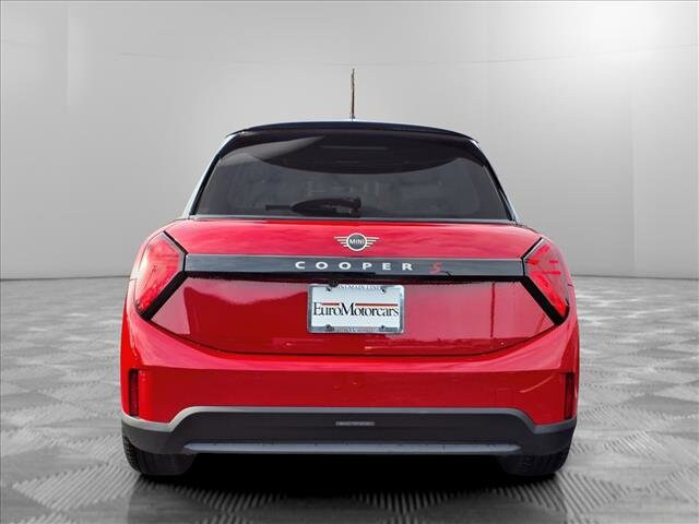 2025 Mini Cooper 4 Door Hardtop Signature photo 3