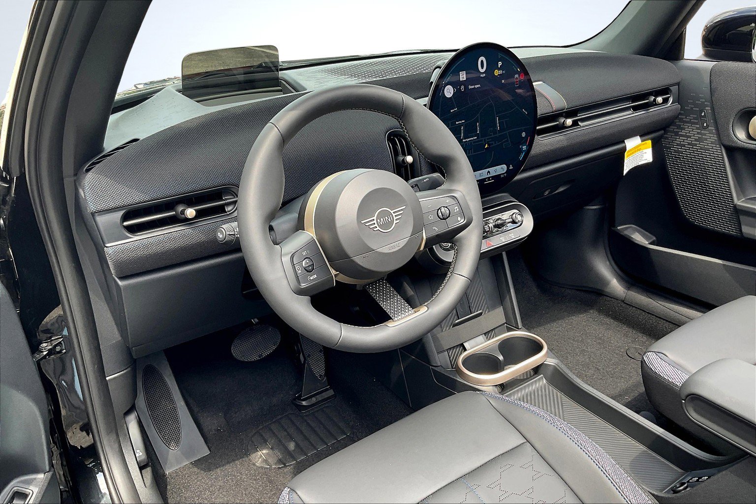 2025 MINI Convertible S - Photo 7