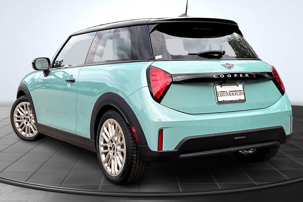 New 2026 MINI 2 Door Signature Plus Hatchback