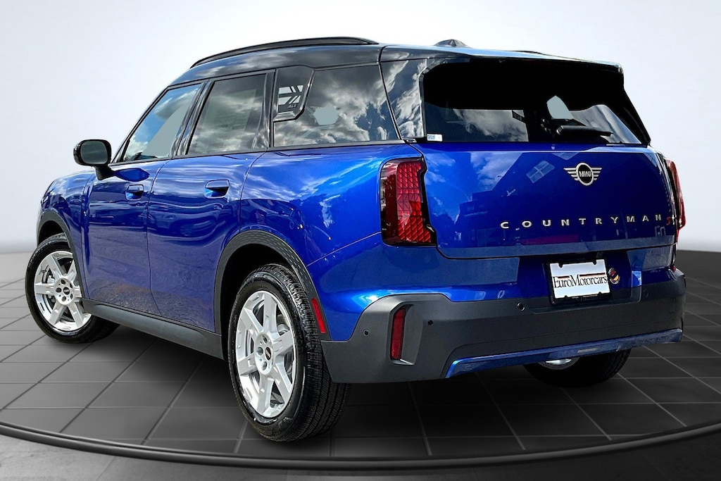 New 2026 MINI Countryman Iconic SUV